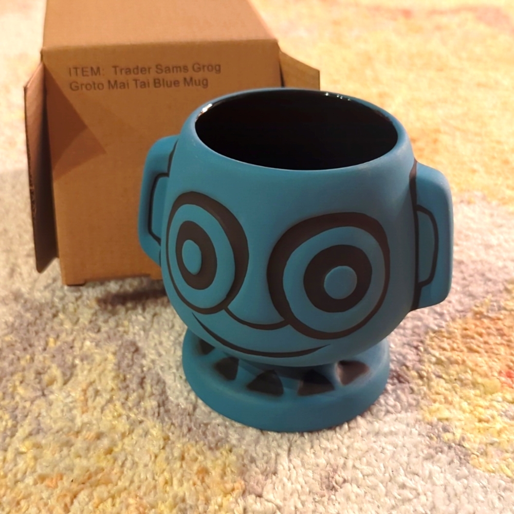 Trader Sam's tiki mug